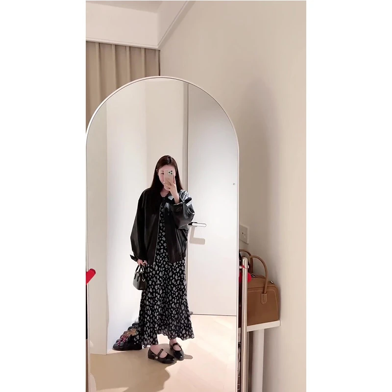 一整套ootd穿搭套装酷飒拽姐皮衣外套女蓝色碎花吊带连衣裙女套装