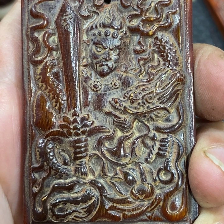 滴血莲花菩提吊坠