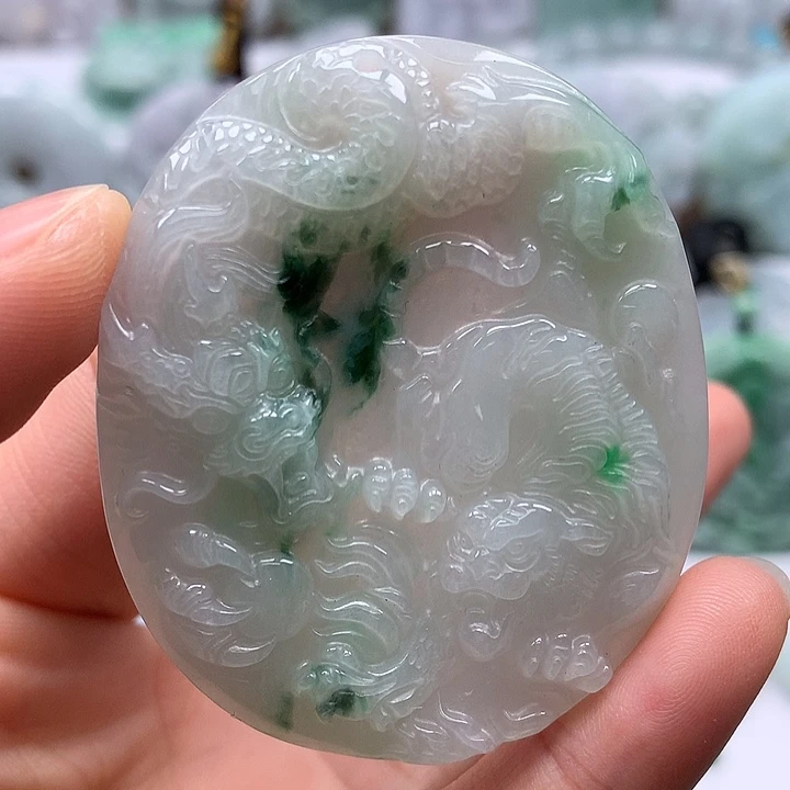 翡翠未镶嵌颈饰虎生威如虎添翼福利