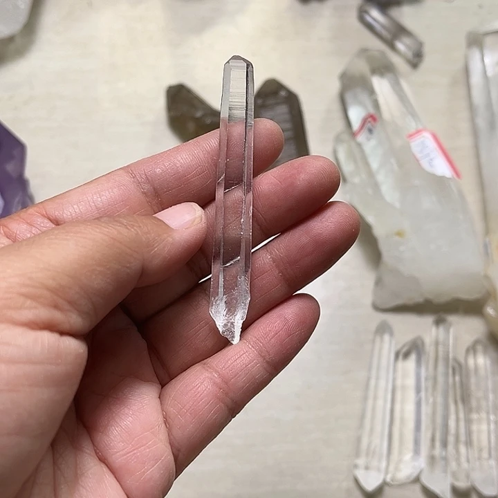 紫***蝶未镶嵌珠宝半成品水晶