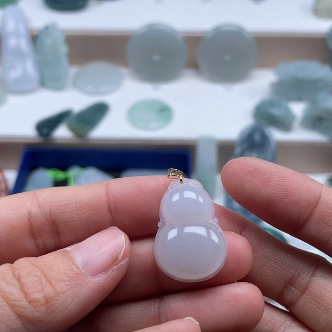 翡翠未镶嵌颈饰天然翡翠