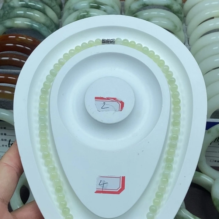 蛇纹石玉未镶嵌手链