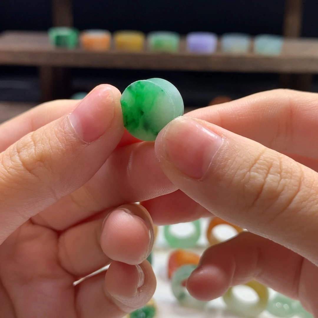 未镶嵌定制翡翠k**e