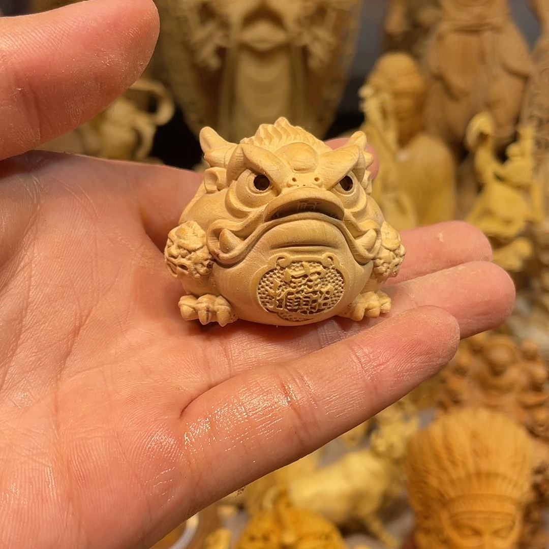 黄杨木小瑕疵三足金蟾