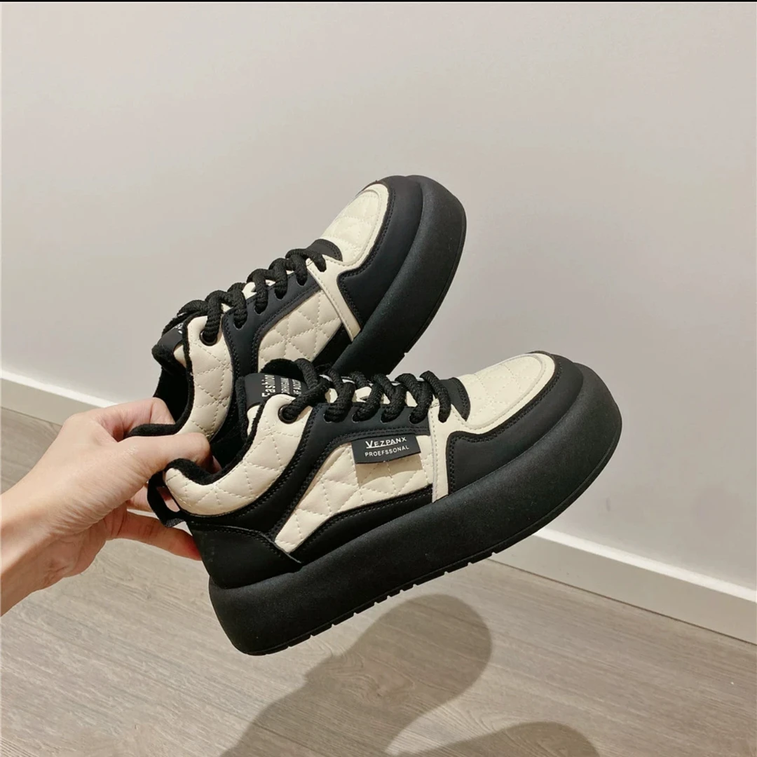 2024冬季新款加绒小白鞋女厚底系带保暖板鞋371