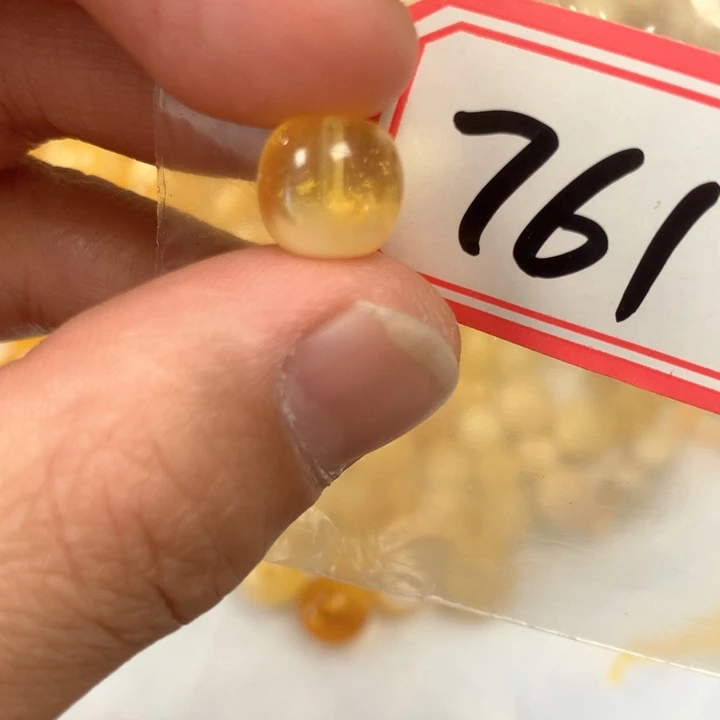 琥珀未镶嵌珠宝奇石瑕疵10.2