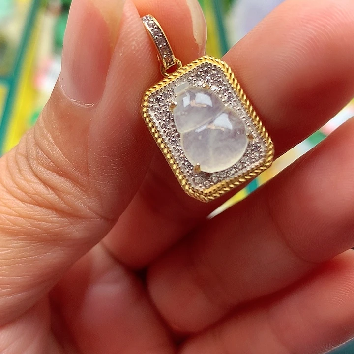 翡翠银S925镶嵌颈饰翡翠