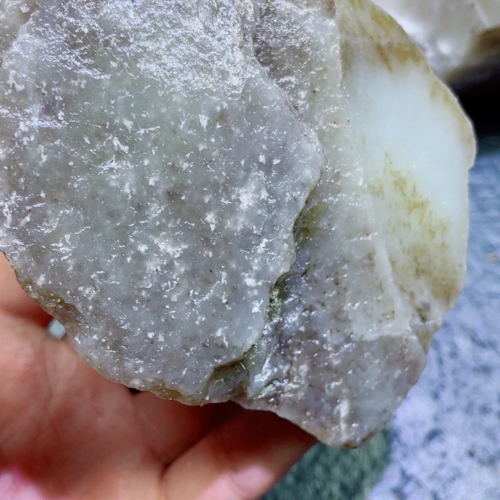 和田玉未镶嵌珠宝半成品