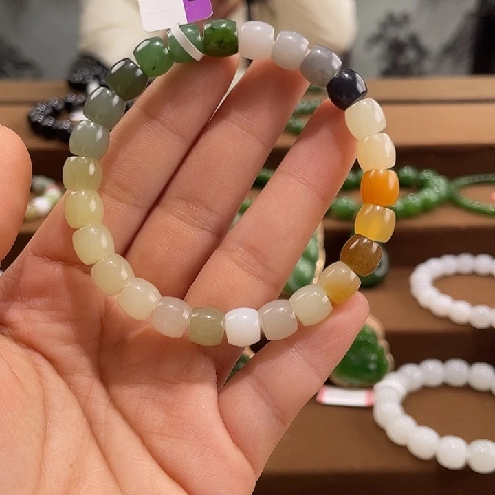 和田玉未镶嵌手串