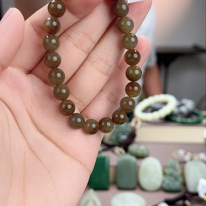 和田玉（糖玉）未镶嵌颈饰