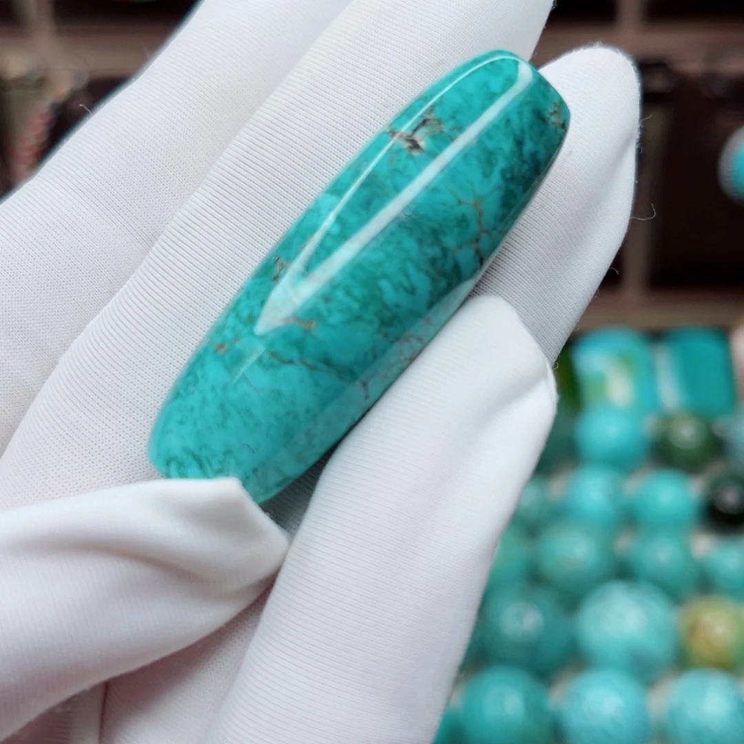 绿松石未镶嵌原矿