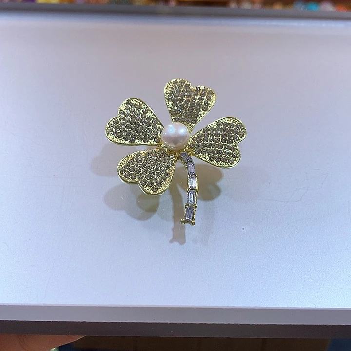 无非金属四叶草2