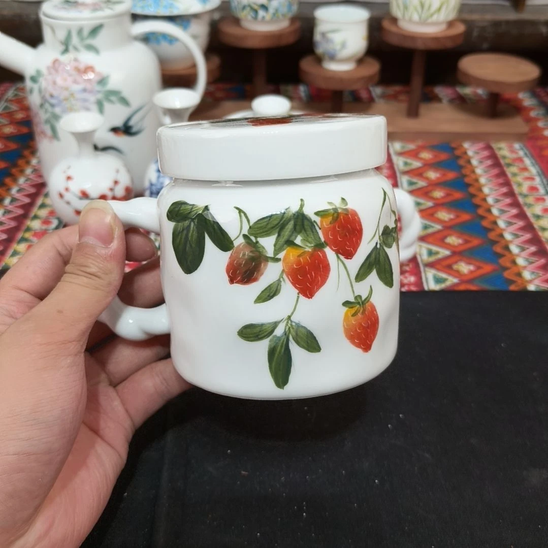 摆件景德镇手工手绘高温瓷器