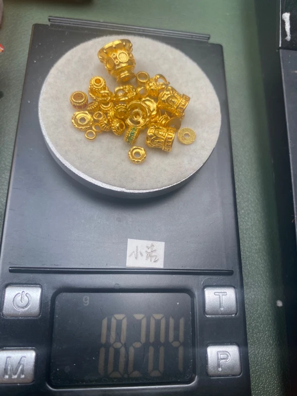 小于来了黄金文玩配饰