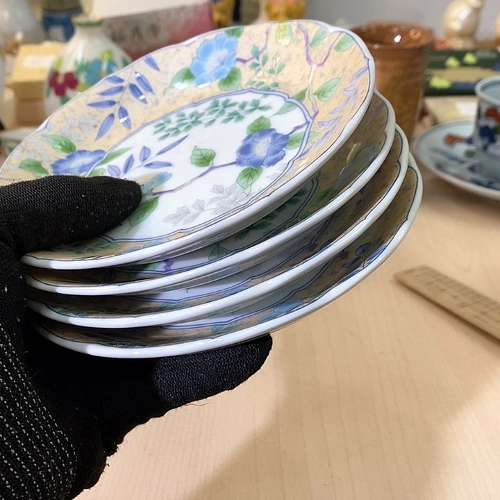 瓷片七****愁哈哈哈哈哈哈哈哈哈