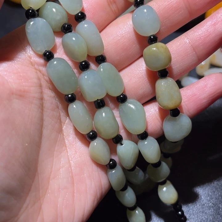 和田玉未镶嵌珠宝奇石