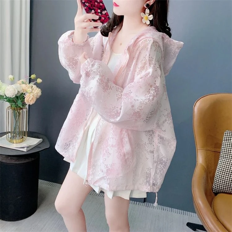 连帽开衫防晒衣女2025夏季新款宽松显瘦时尚设计感蕾丝镂空短外套