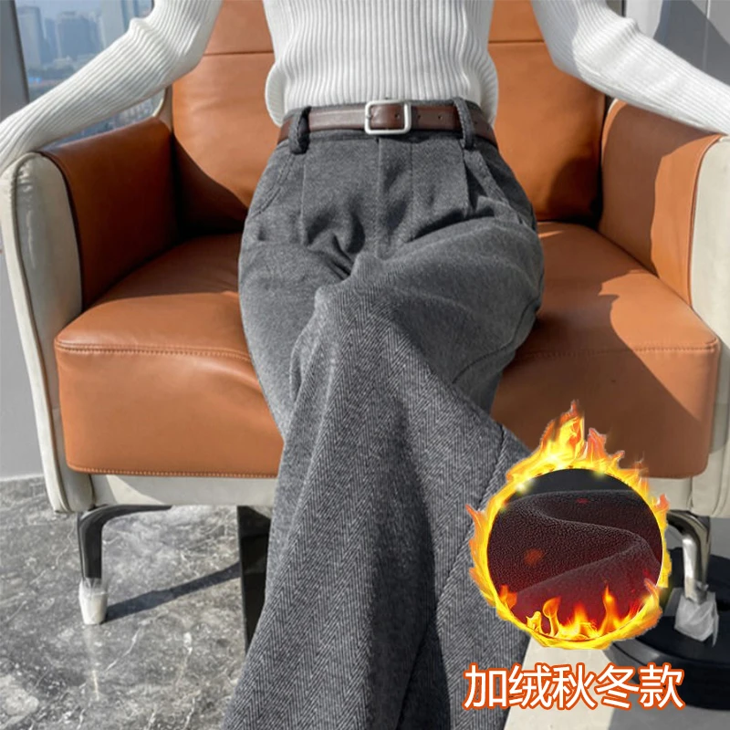 加绒灰色人字纹毛呢阔腿裤女秋冬加厚垂感西装裤高级感气质直筒裤