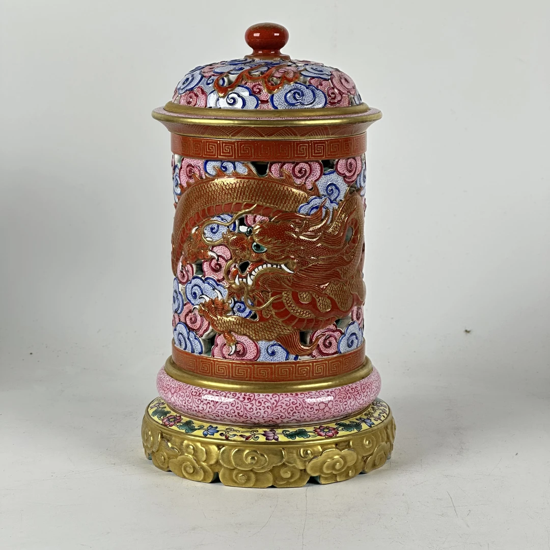 珐琅彩龙纹盖罐收藏鉴赏