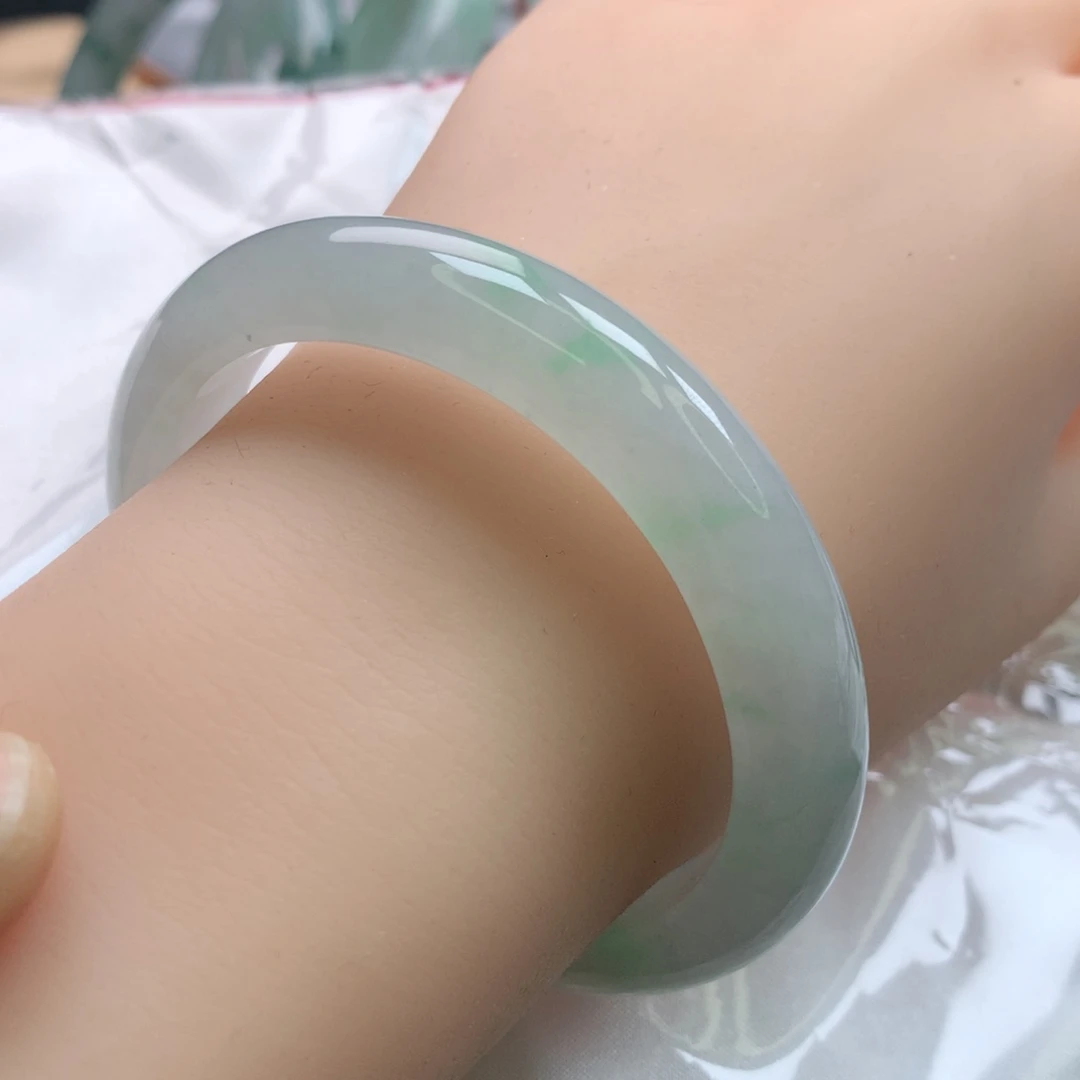 翡翠手镯未镶嵌贵妃5354