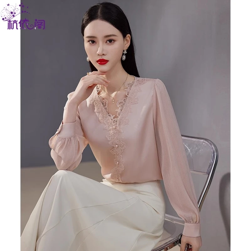 蕾丝花边v领衬衫女2025春季新款高级感气质洋气独特漂亮小衫上衣
