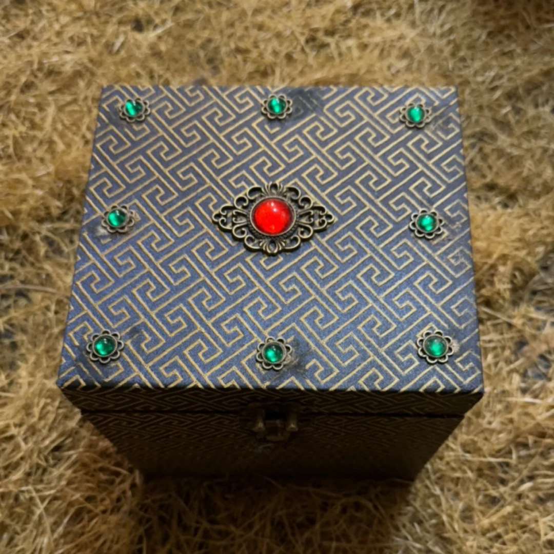 【闪购商品】高端精美回字纹木盒不带布一件链接