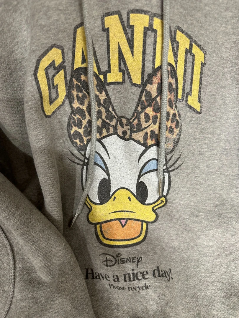 韩国正品/不支持退换/BE/唐老鸭连帽卫衣/1209/5/28