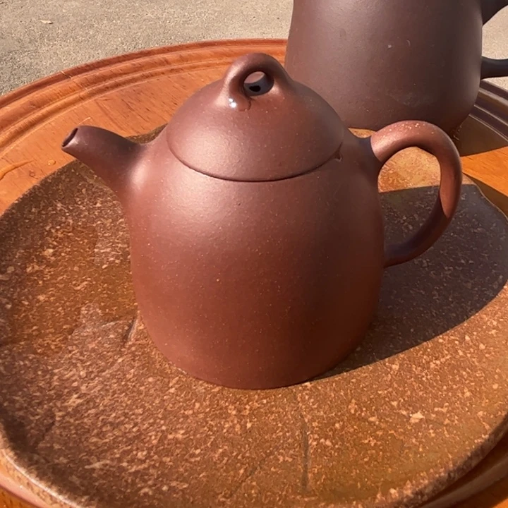 茶壶紫砂微瑕底槽青秦权180c