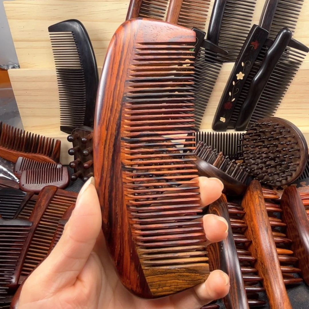 微凹黄檀榫卯月梳