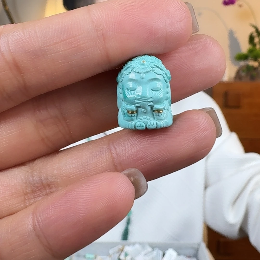 绿松石未镶嵌挂件
