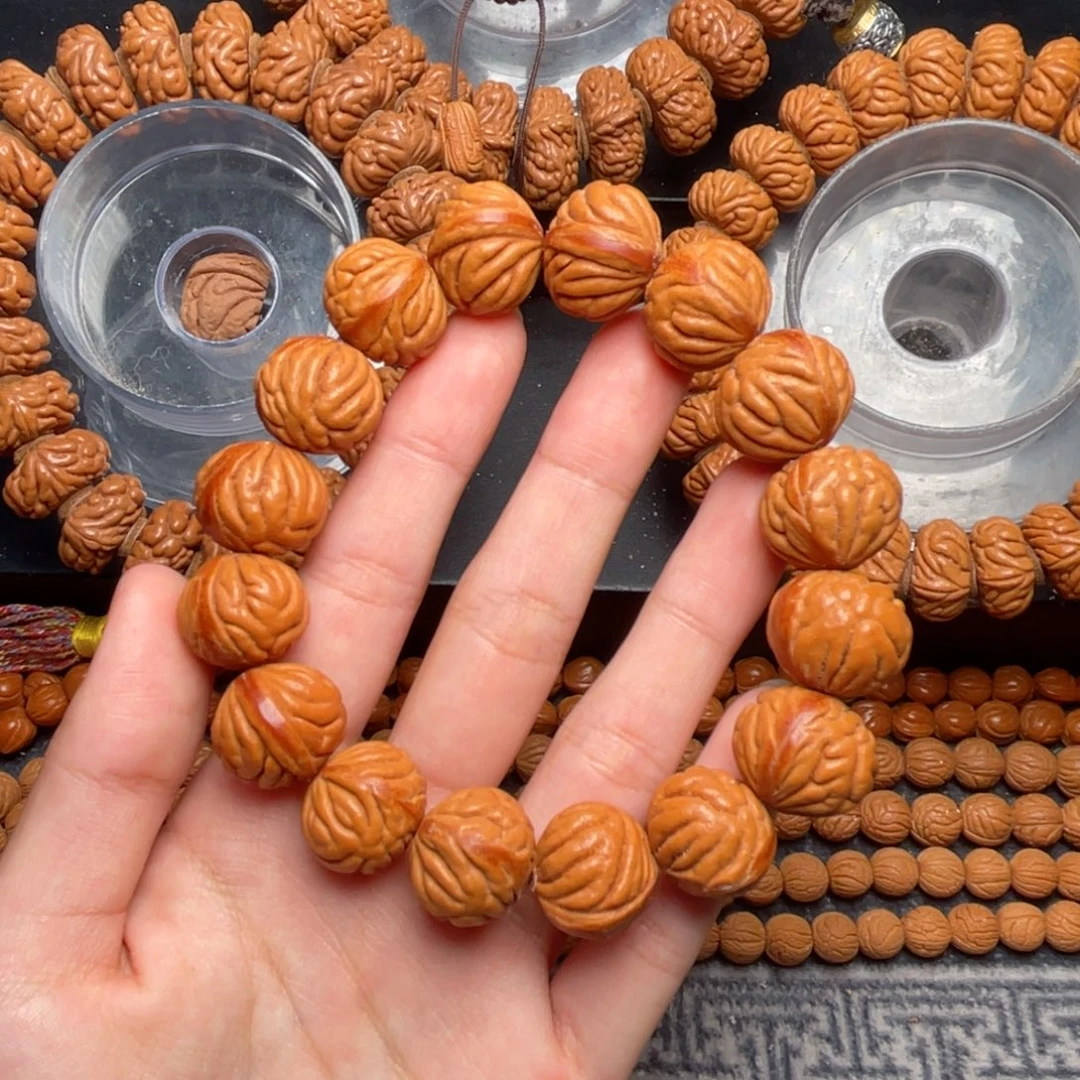 桃核吊坠秦岭核桃红魔