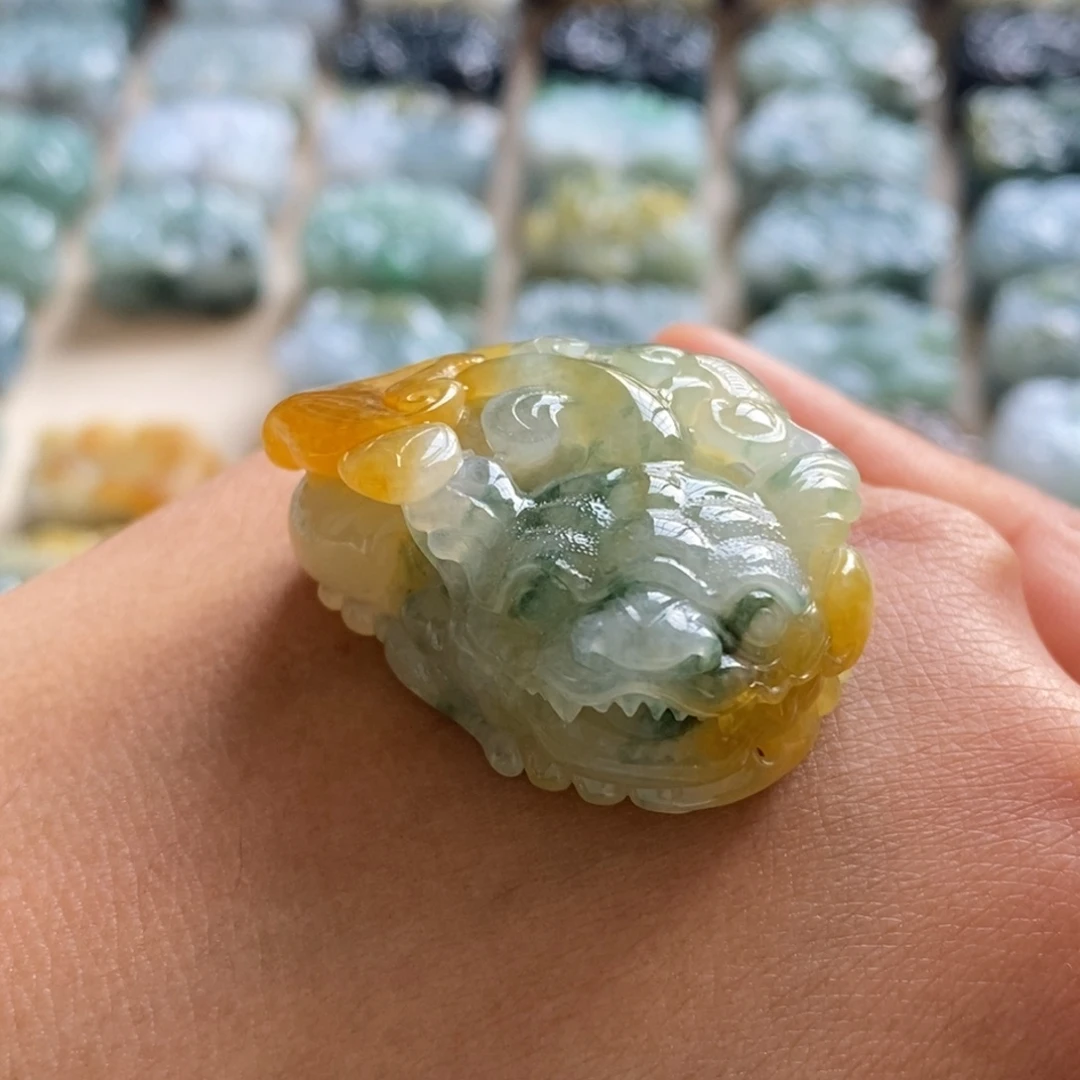 翡翠未镶嵌颈饰天然翡翠貔貅吊坠