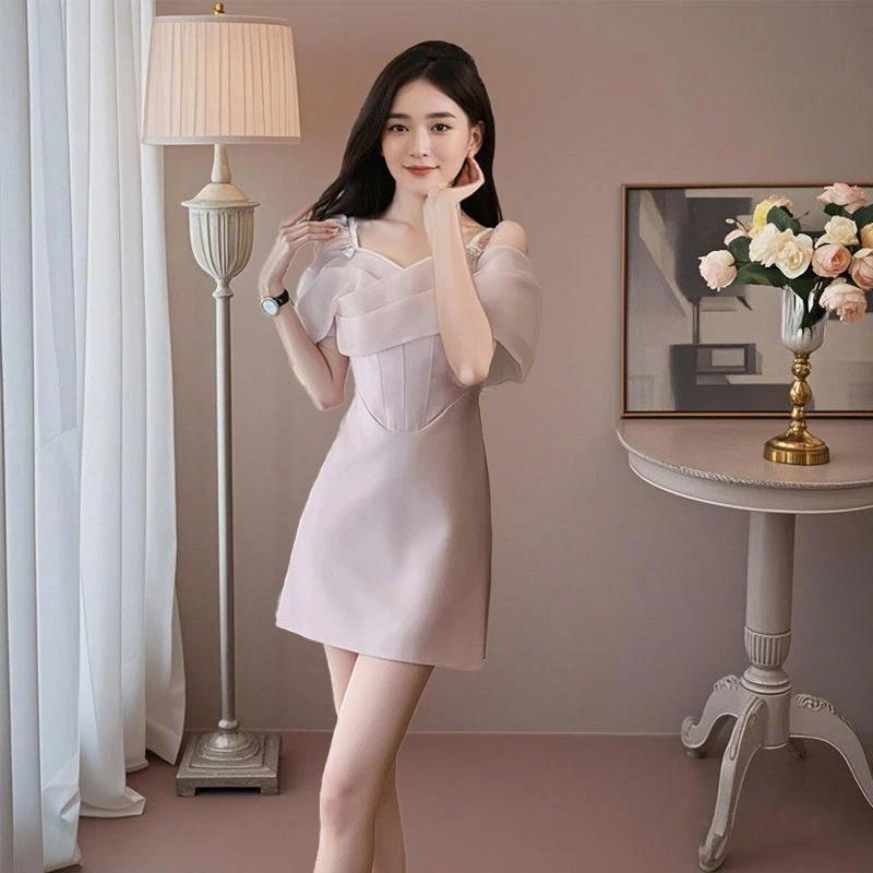 2025夏季新款韩式无袖气质修身吊带裙子女小众设计感小香风连衣裙