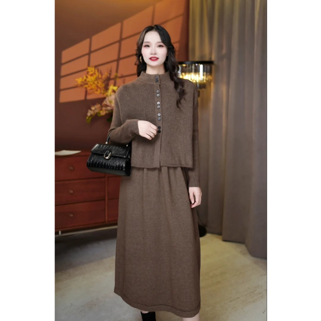 【山羊绒/设计款】时尚百搭宽松套装 2025新款【K014】【上衣+裙子】