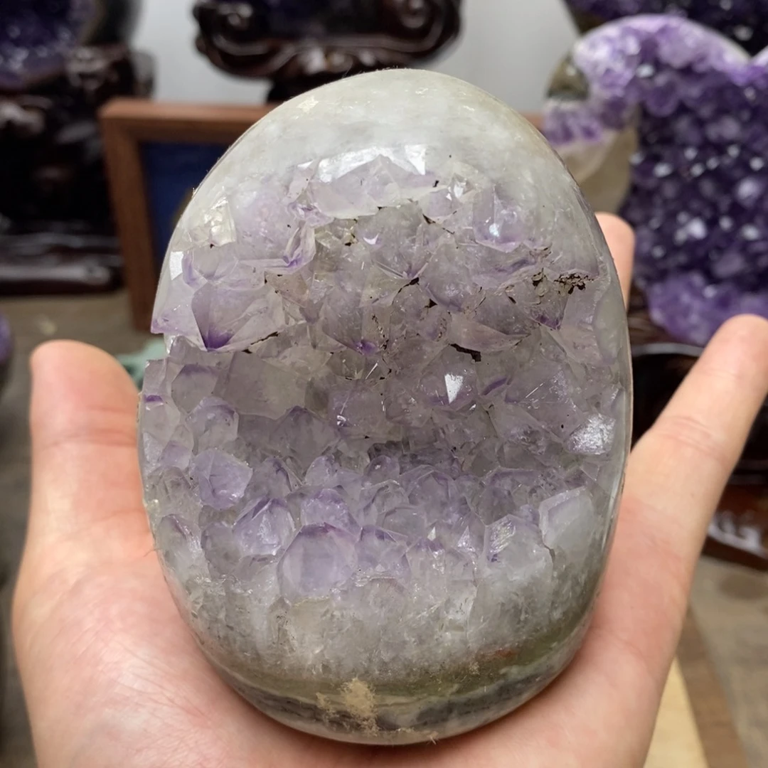 未镶嵌水晶大型摆件（非配饰）