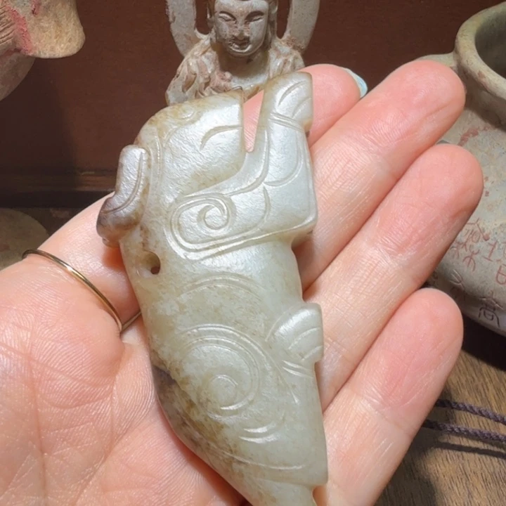 付***z和田玉（糖玉）未镶嵌颈饰