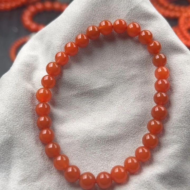 南红玛瑙手串未镶嵌