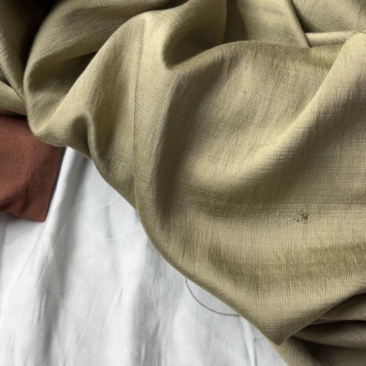 灰绿麻棉3米。         瑕疵。