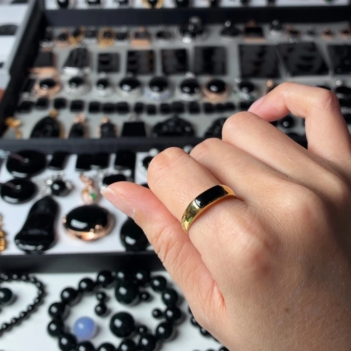 霸***魃翡翠18K金镶嵌戒指