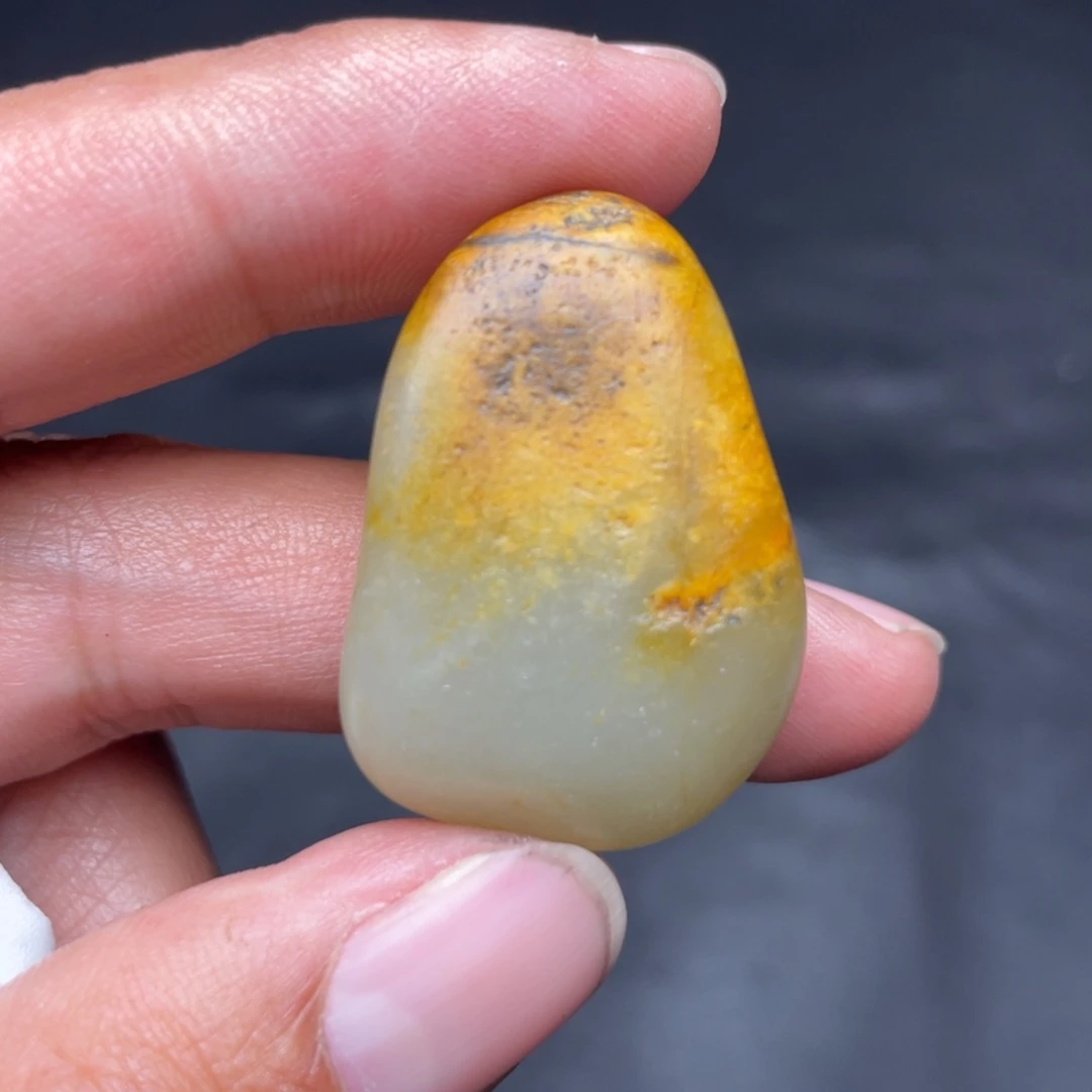 和田玉（糖玉）颈饰未镶嵌