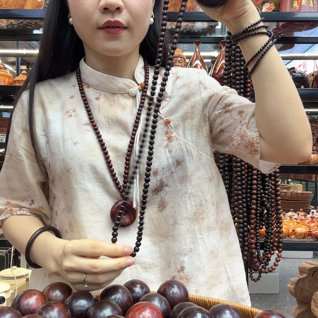 天****。老挝大红酸枝0.8/108