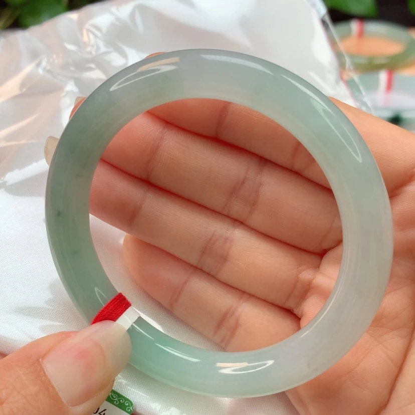 【闪购商品】翡翠手镯未镶嵌招**@天然翡翠手镯