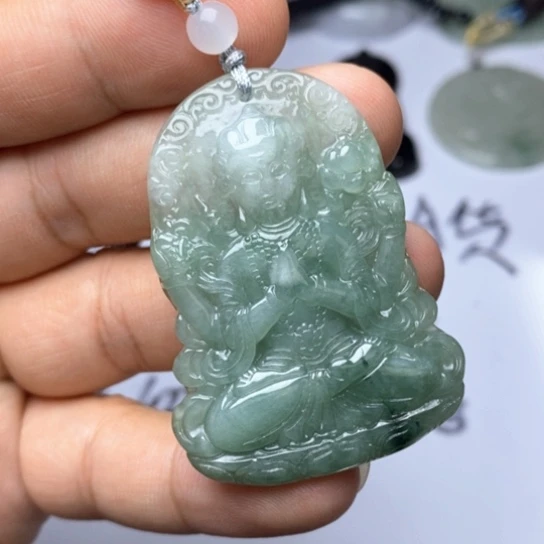 翡翠未镶嵌颈饰翡翠