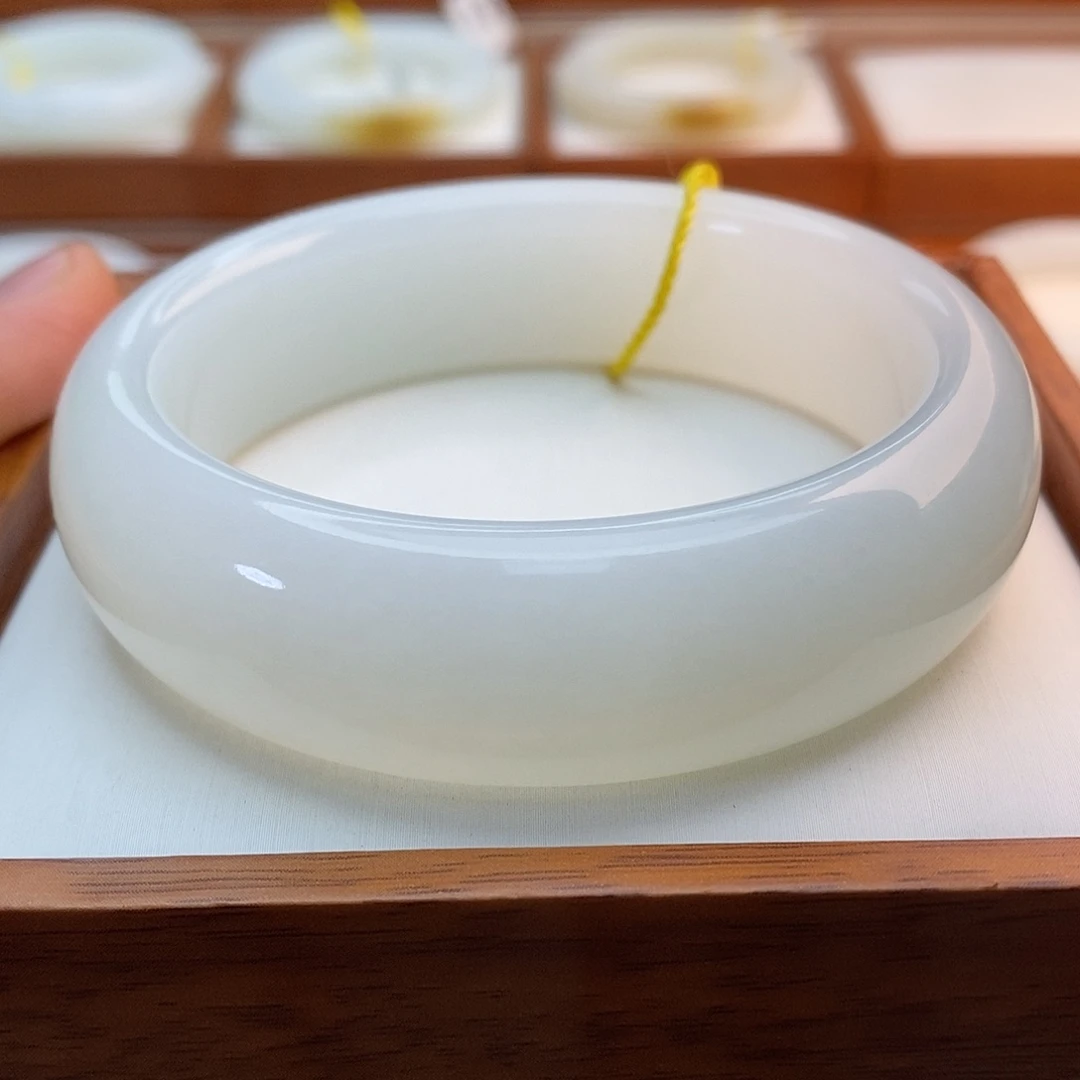 和田玉（白玉）未镶嵌手链