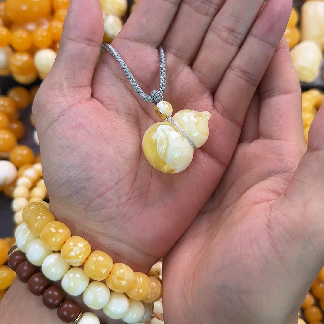 蜜蜡未镶嵌珠宝奇石14g