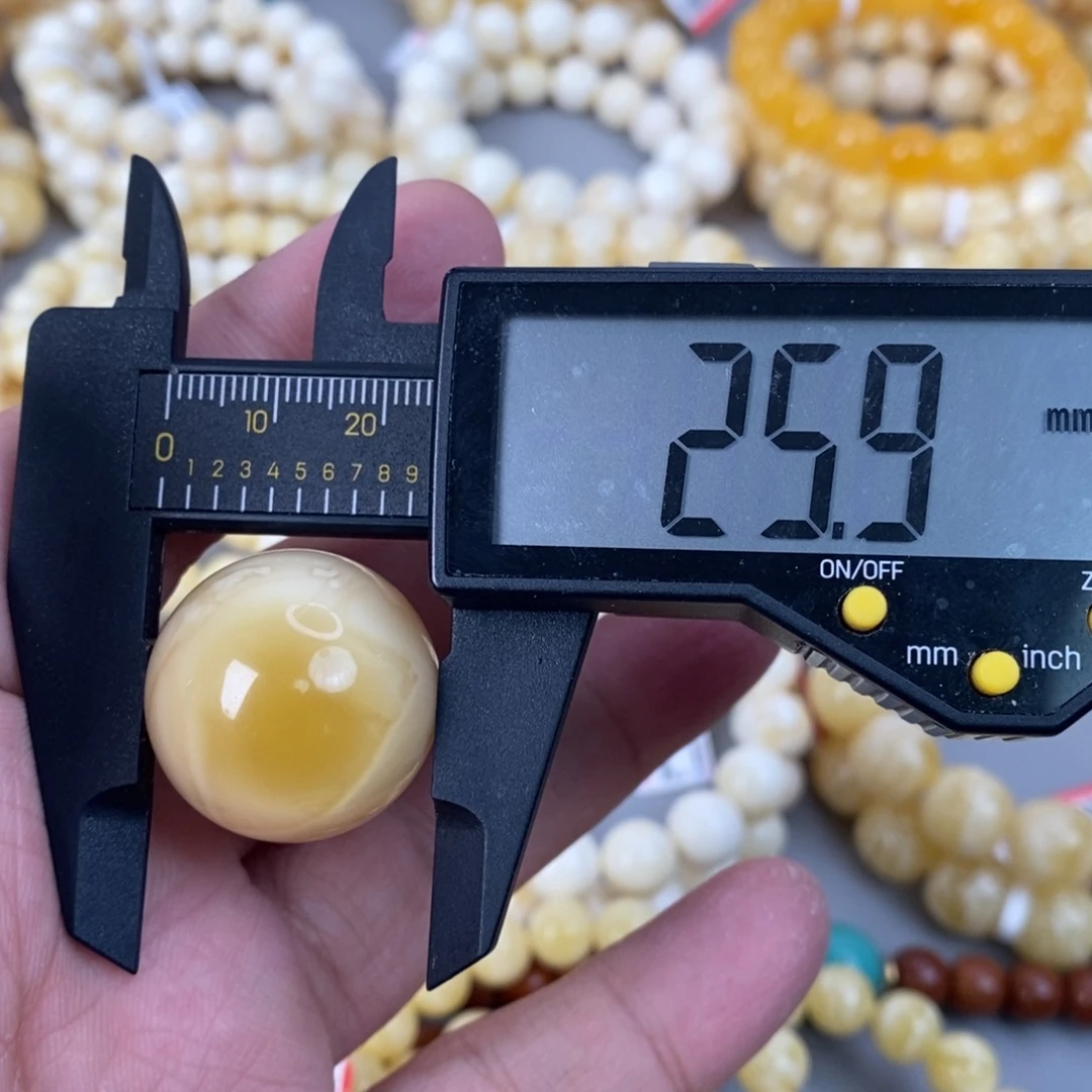 蜜蜡未镶嵌珠宝奇石 25.9mm 9.8g