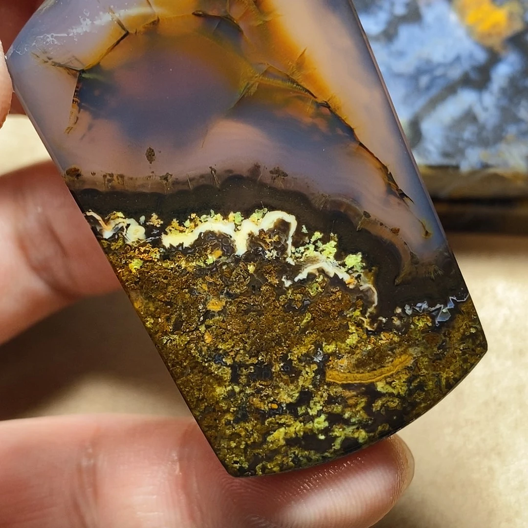 玛瑙/玉髓颈饰未镶嵌维*