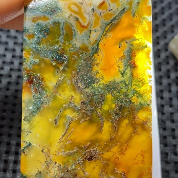 未镶嵌颈饰玛瑙/玉髓正**存