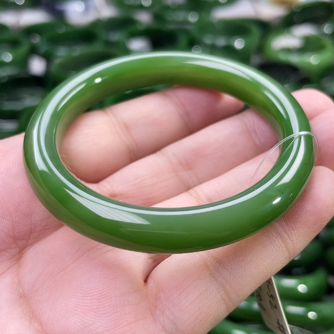 未镶嵌手镯和田玉（碧玉）