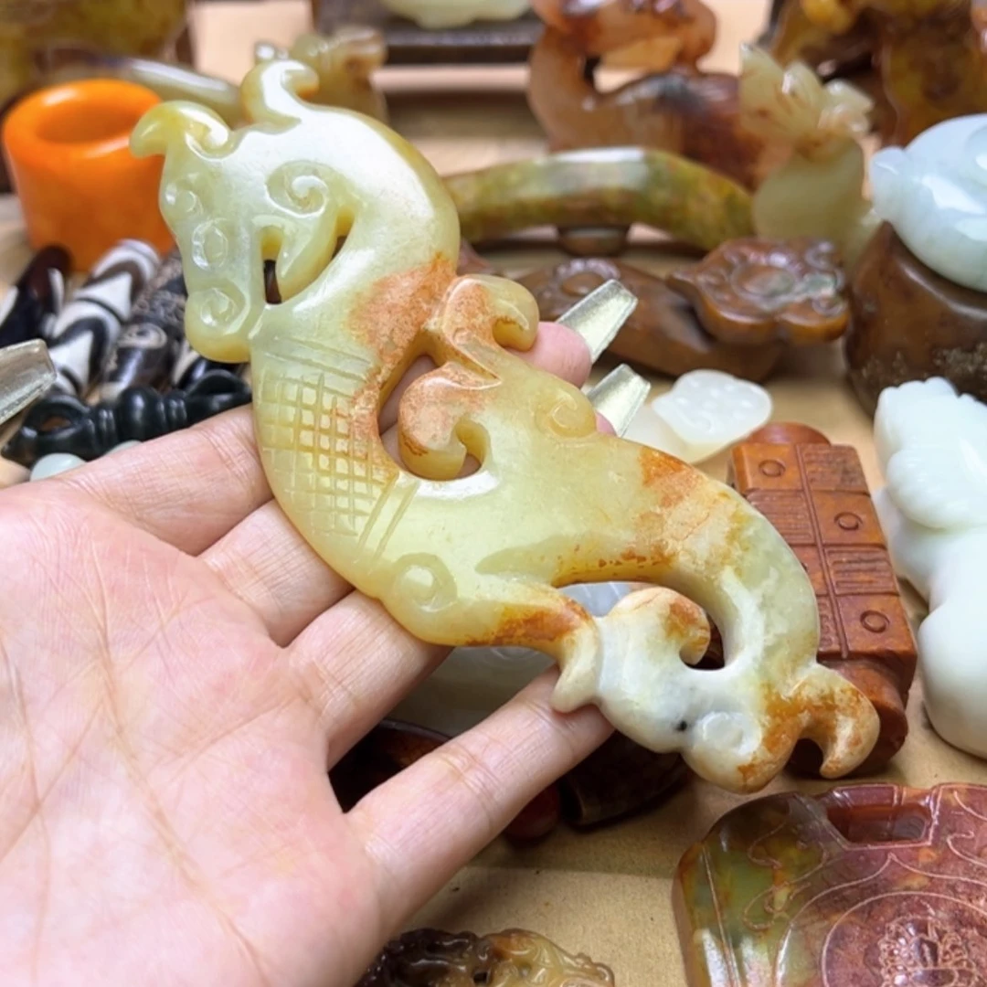 【闪购商品】蛇纹石玉颈饰未镶嵌